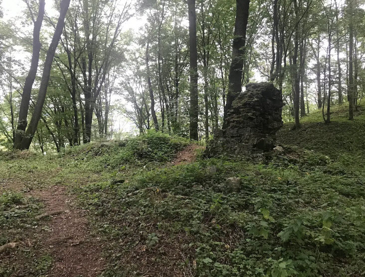 Zřícenina Čejchanův hrádek, Czech Republic (Czechia)